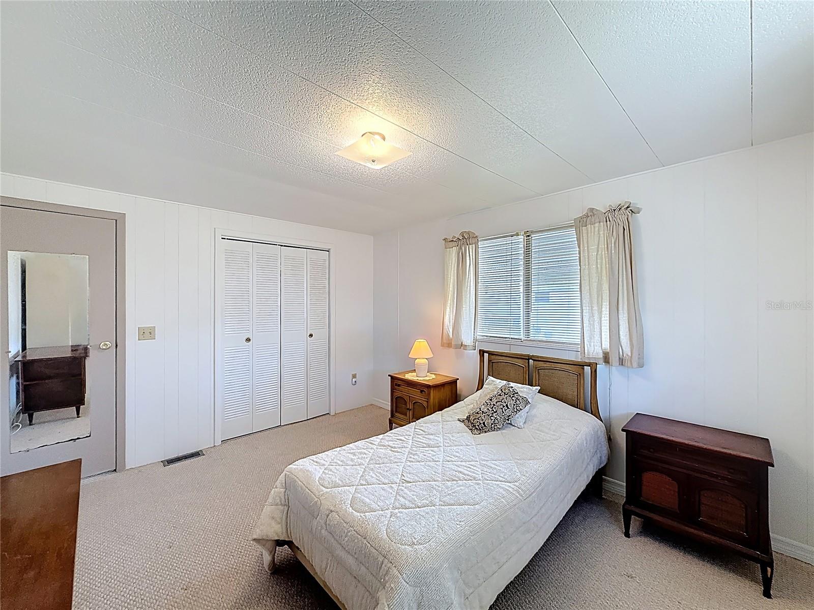 TAVARES LAKE FRANCES ESTATES - Residential