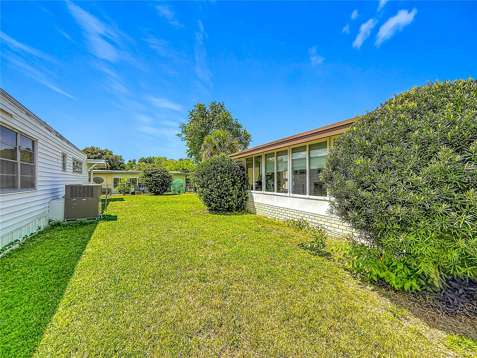 TAVARES LAKE FRANCES ESTATES - Residential