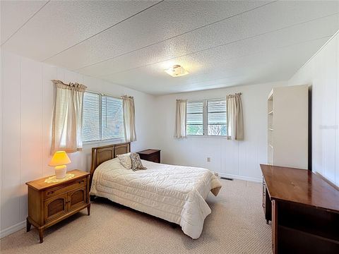 Tiny photo for 1231 Elkhart Circle, Tavares, FL 32778 (MLS # G5110520)