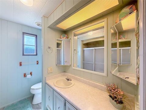 Tiny photo for 1231 Elkhart Circle, Tavares, FL 32778 (MLS # G5110520)