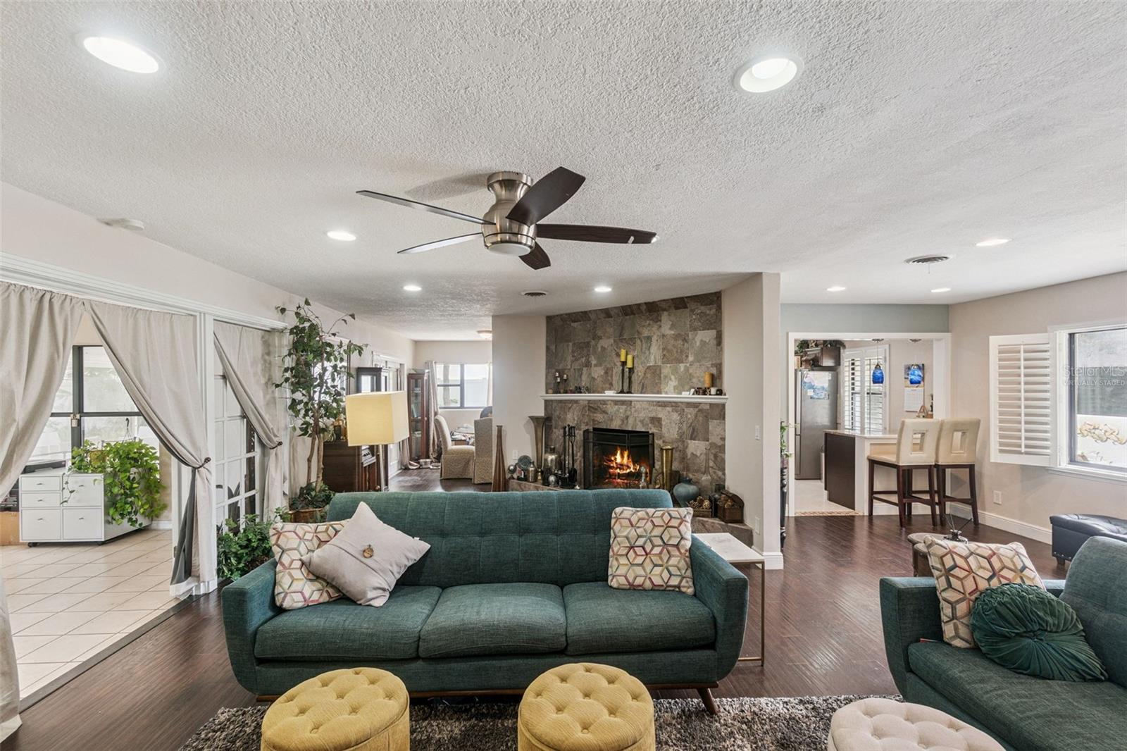 DOMMERICH ESTATES - Residential