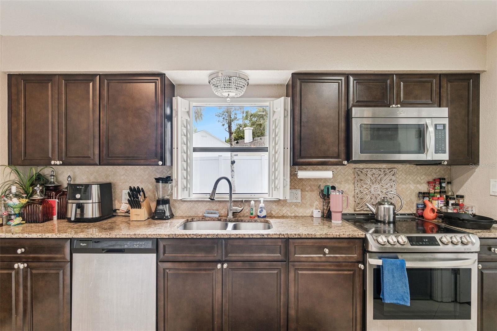 DOMMERICH ESTATES - Residential