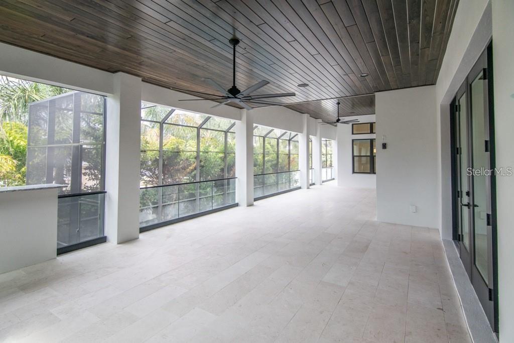 SUNSET PARK - Residential