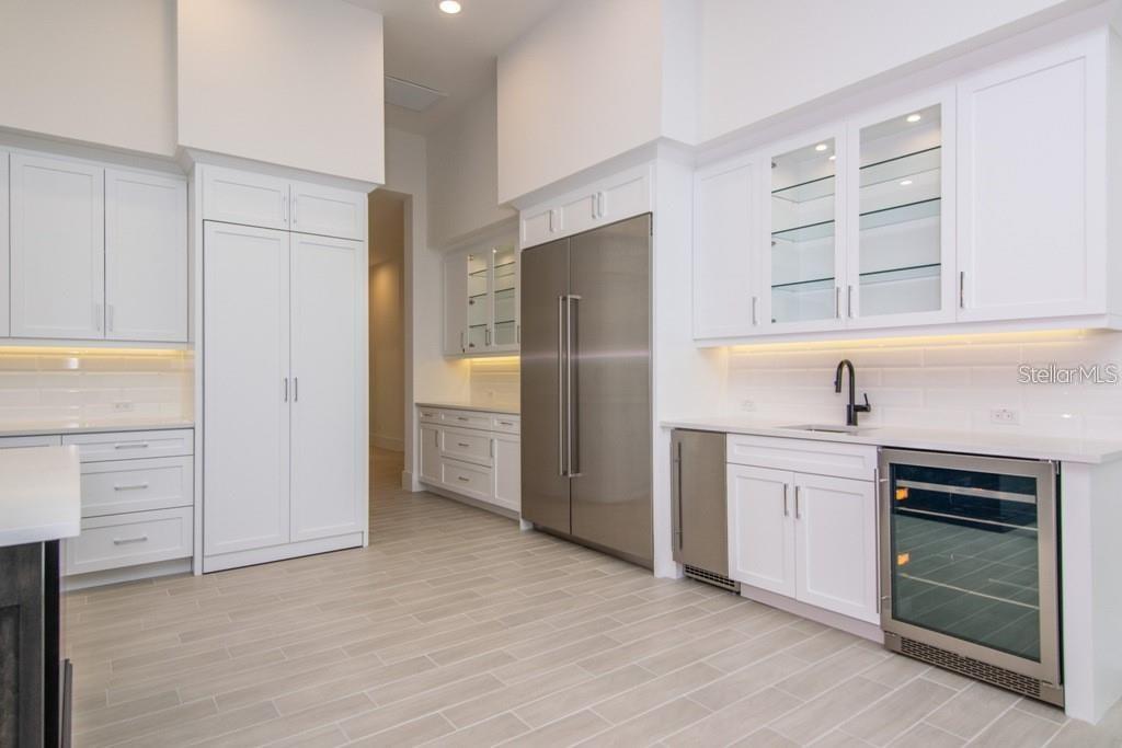 SUNSET PARK - Residential