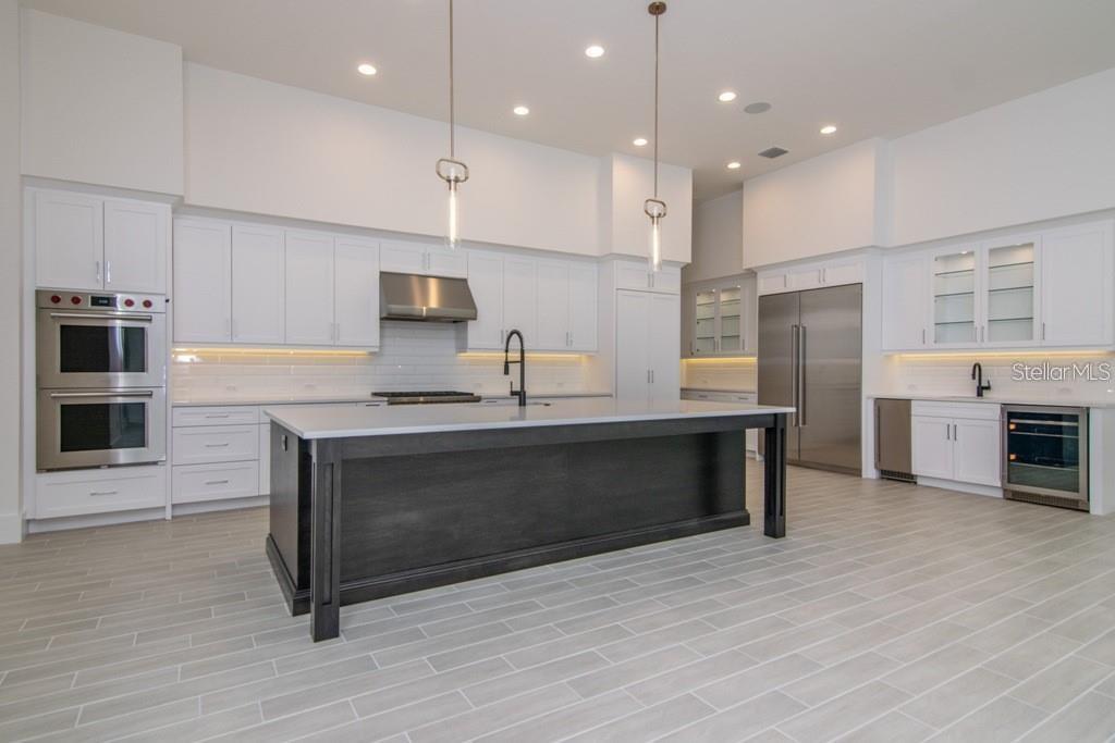 SUNSET PARK - Residential