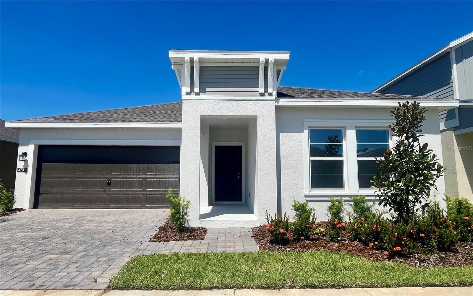 Welcome to this beautiful new construction home ready to become your home. This spacious home offers 4 bedrooms, 2 baths, open concept kitchen/family room, dinning area and laundry room. The home is equipped with ceiling fans, window blinds, ceramic tiles throughout the common areas and carpet in the in the bedrooms. It features a spacious backyard and a two car garage. Centrally located near shopping centers, restaurants, and most theme parks.