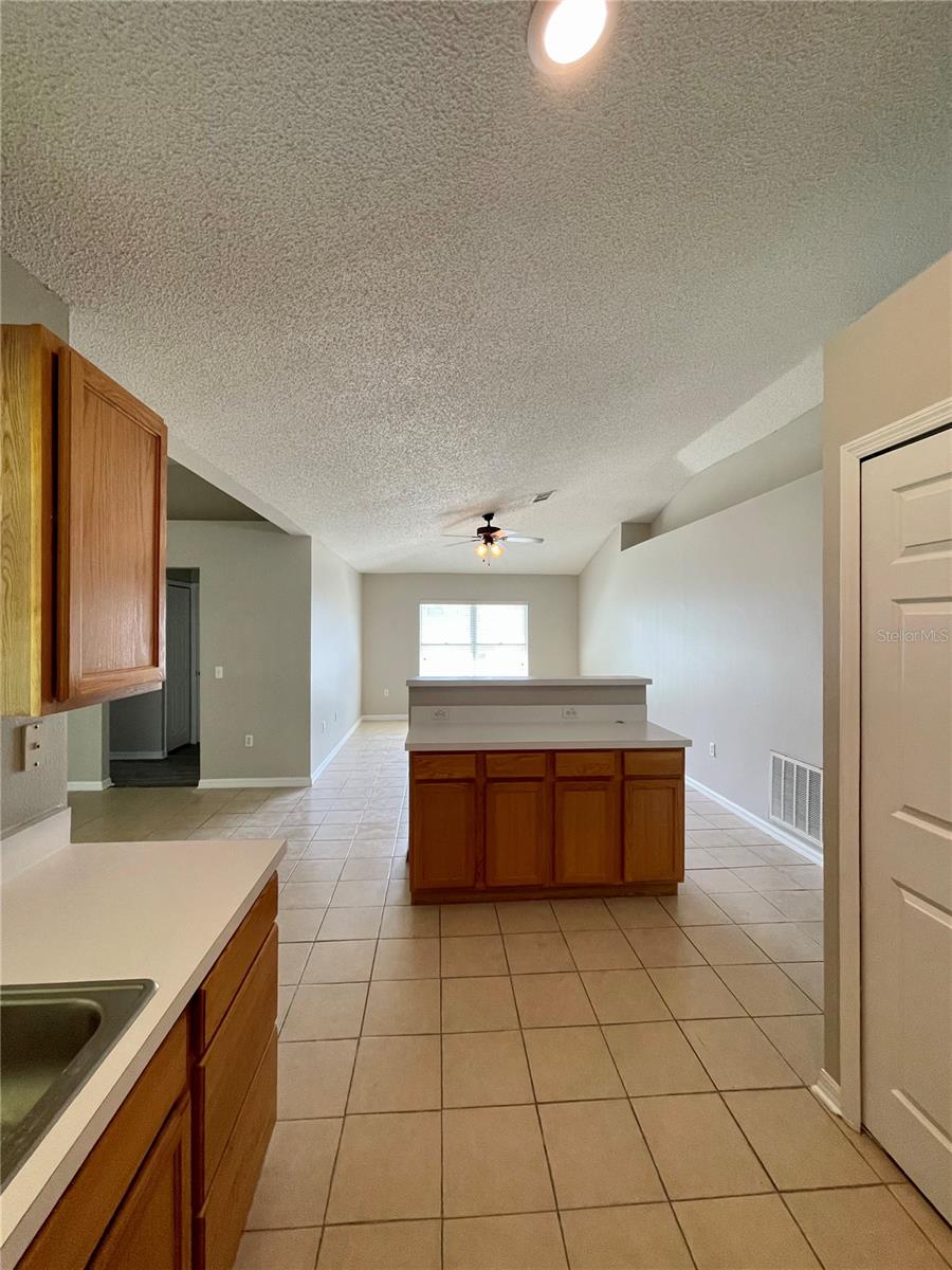 POINCIANA NBRHD 05 NORTH VILLAGE 03 - Residential Lease