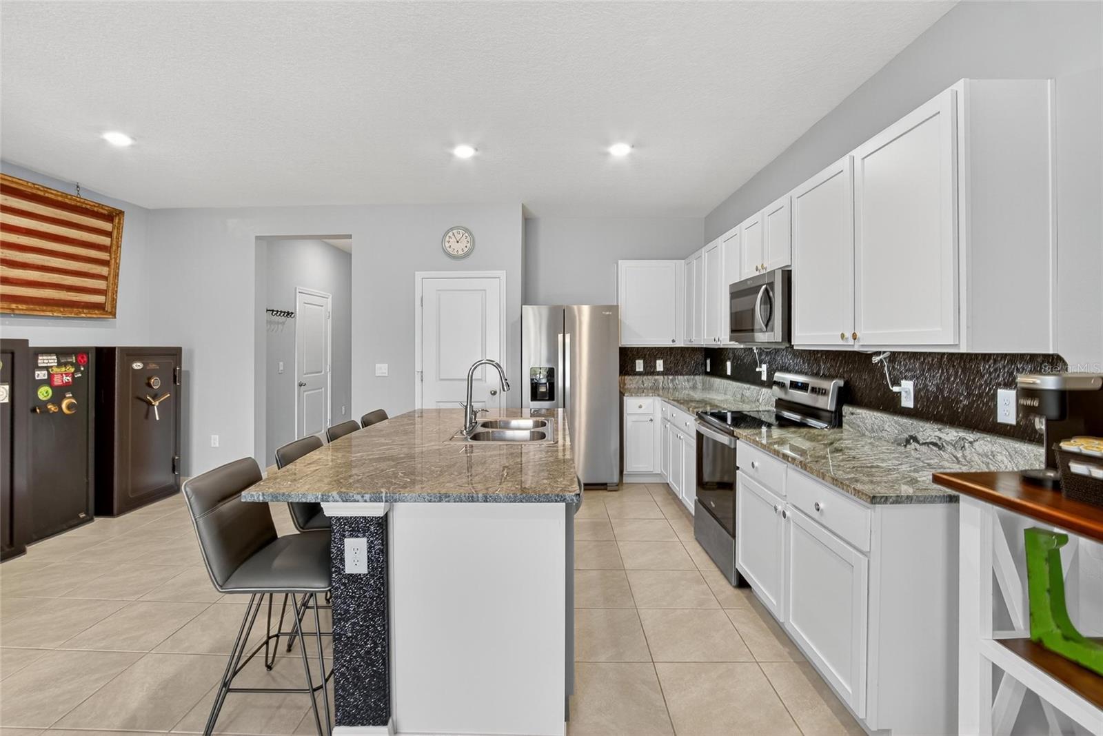 SOUTHSHORE BAY - Residential