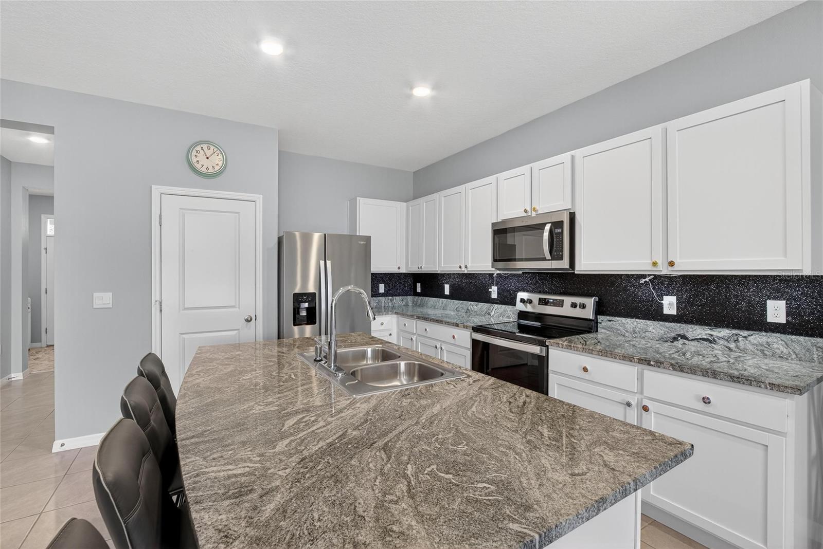 SOUTHSHORE BAY - Residential