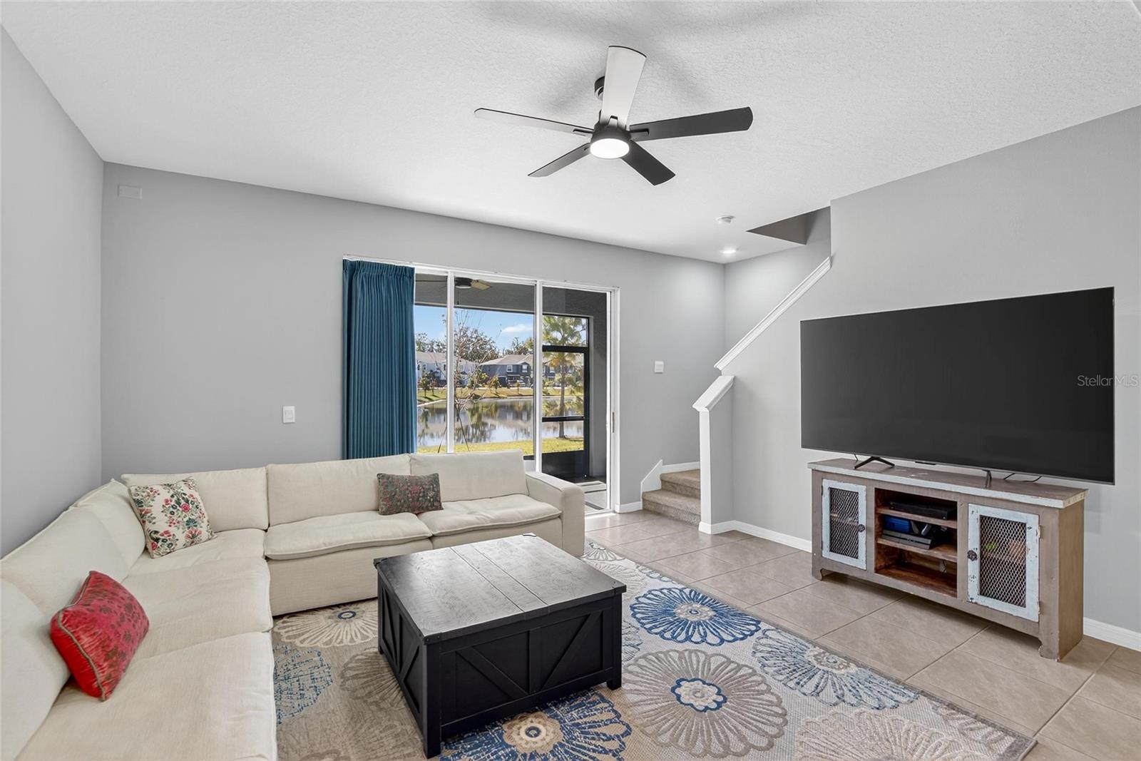 SOUTHSHORE BAY - Residential