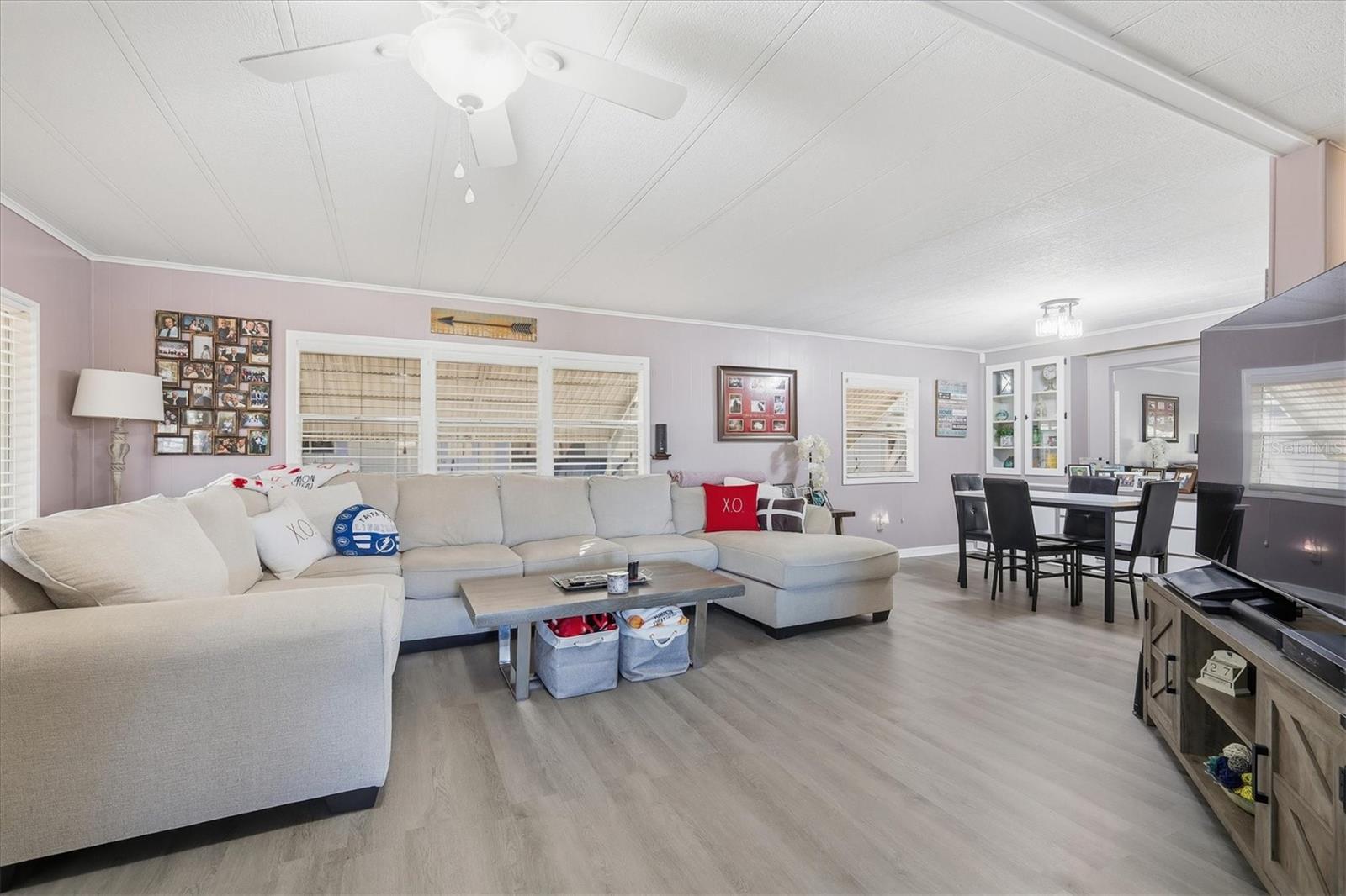 SHADOW BROOK MOBILE HOME - Residential