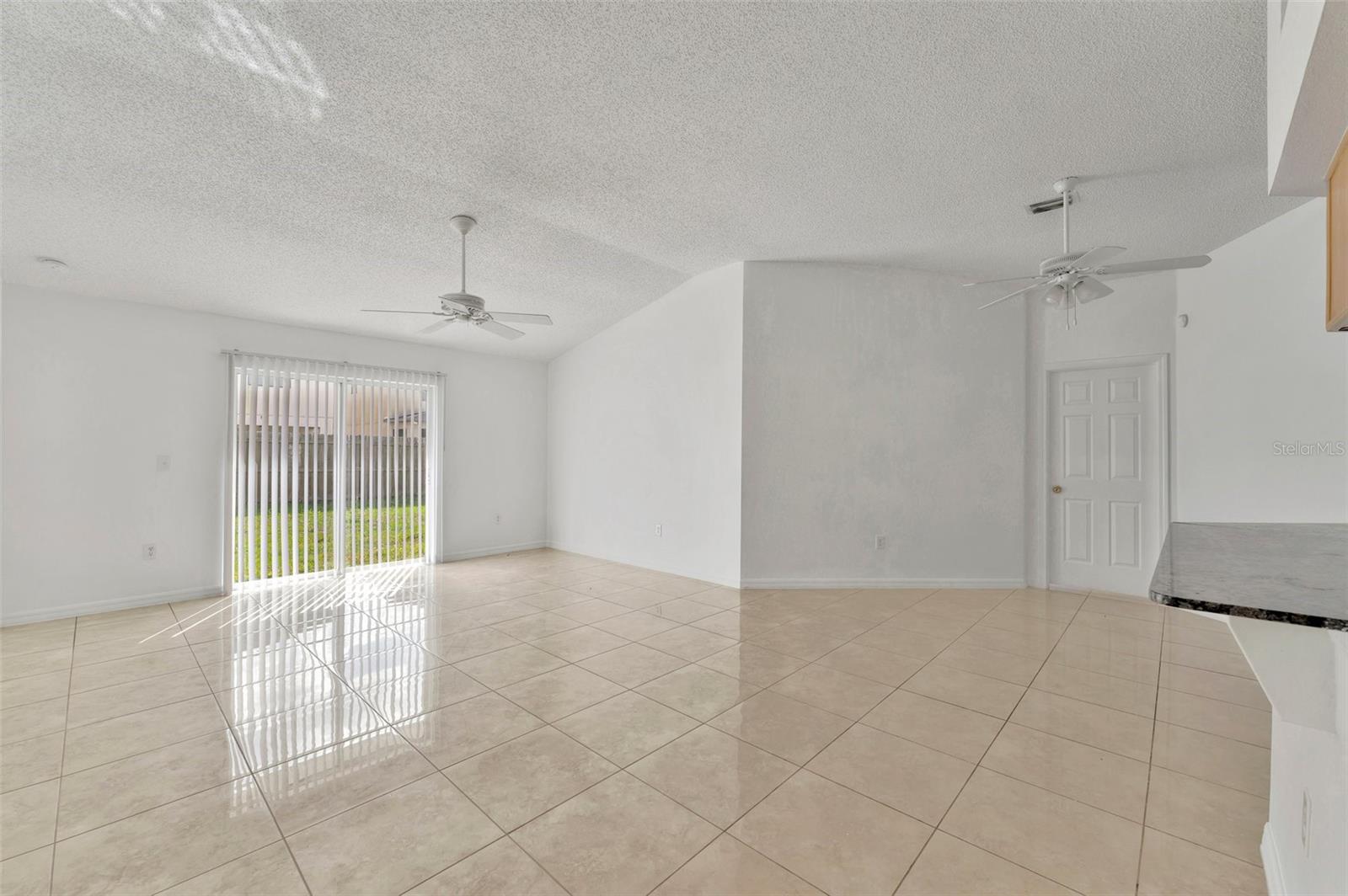 SUMMERFIELD VILLAGE II TR 3 - Residential Lease