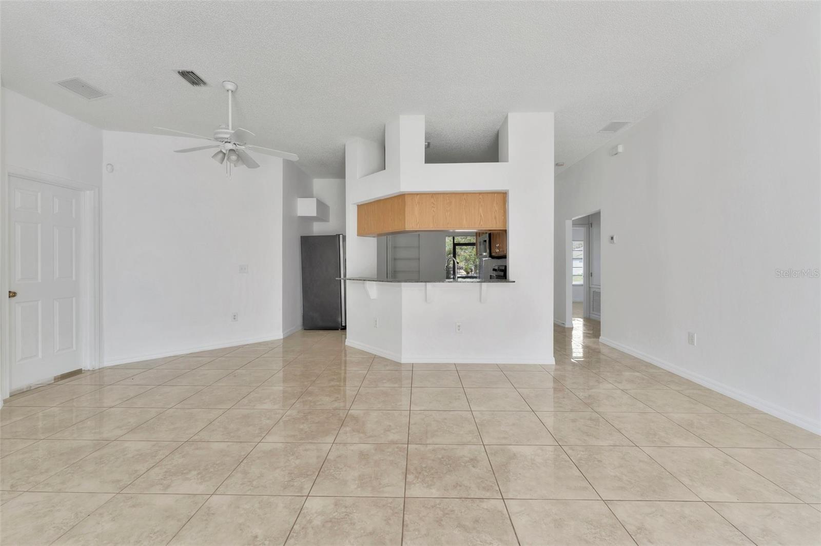 SUMMERFIELD VILLAGE II TR 3 - Residential Lease