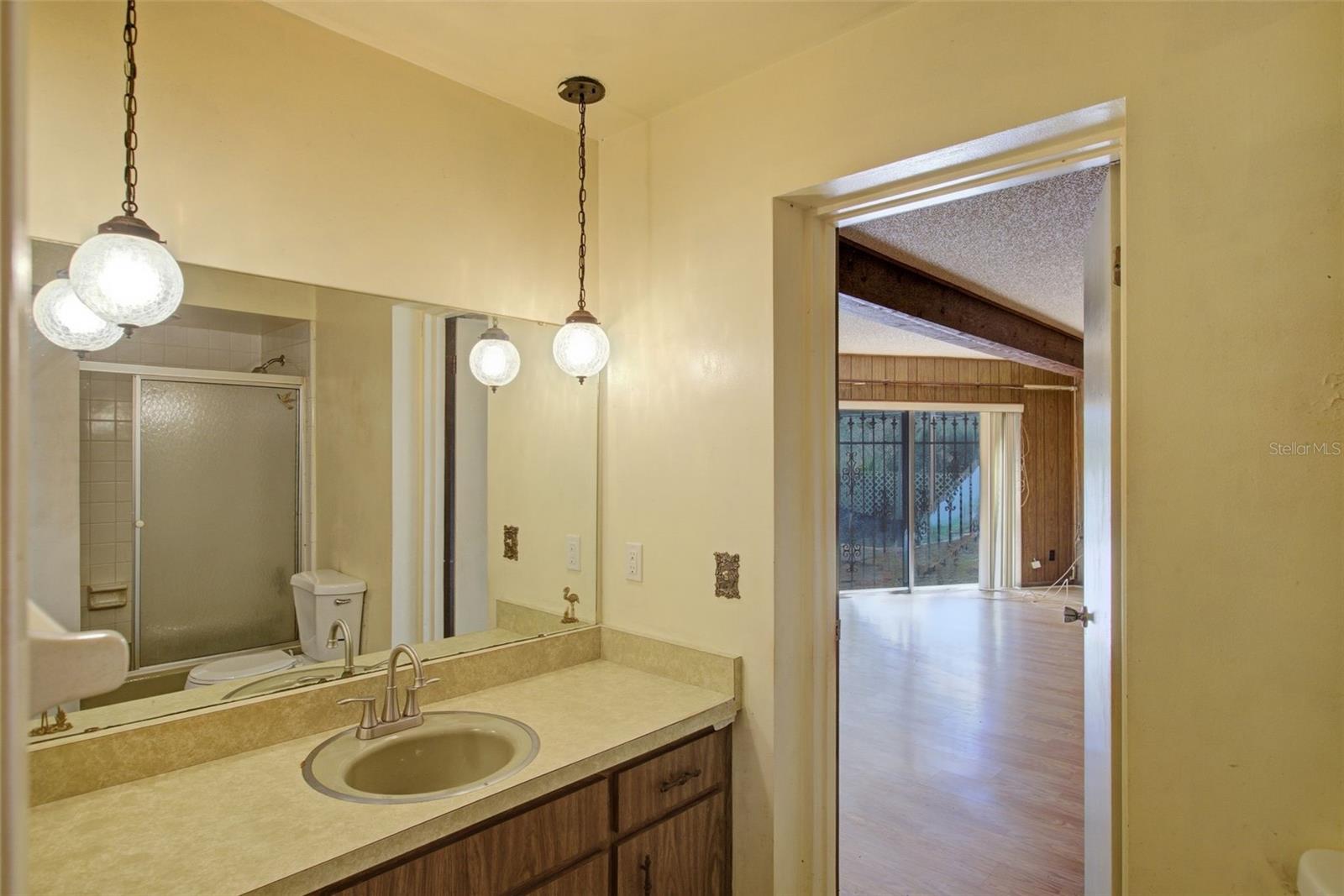 MAGNOLIA OAKS - Residential