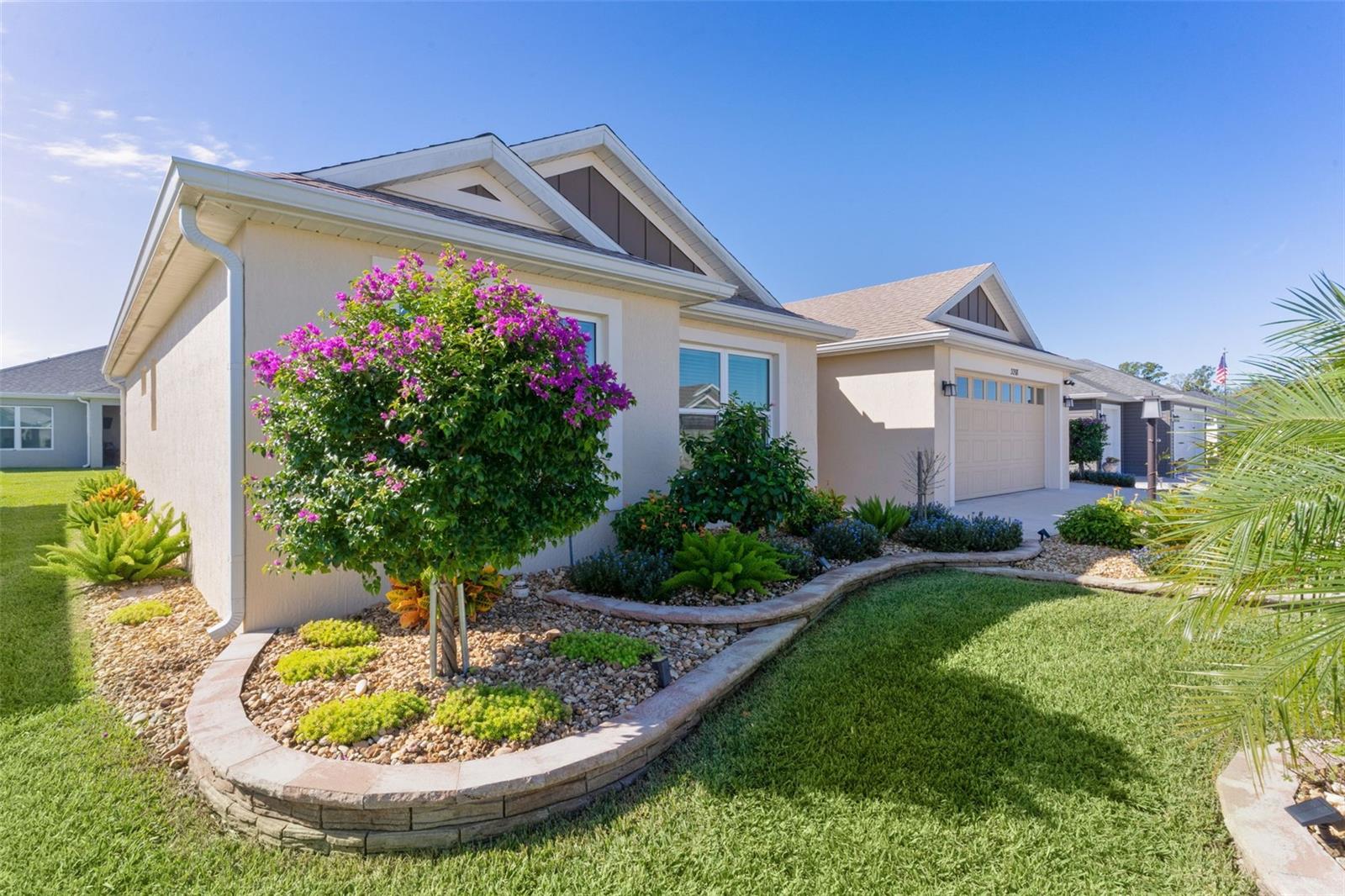 VILLAGES/SOUTHERN OAKS UN 133 - Residential