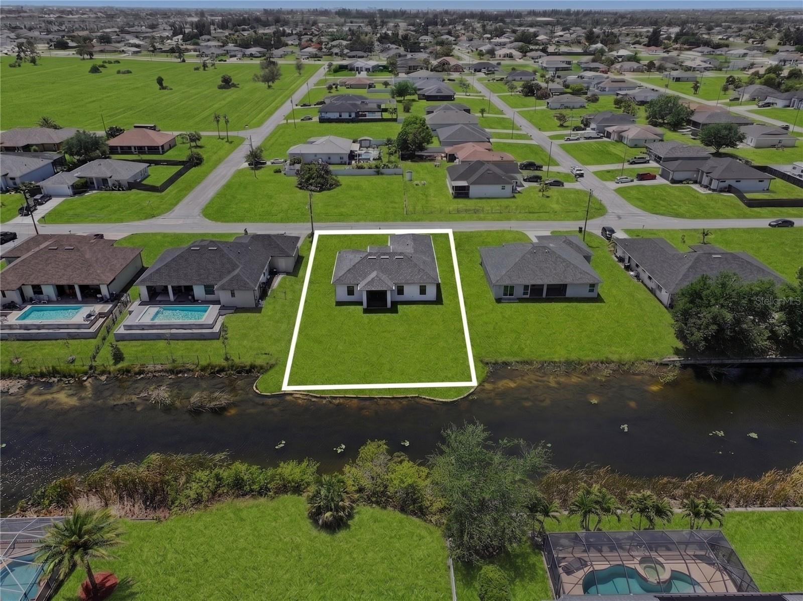 CAPE CORAL - Residential