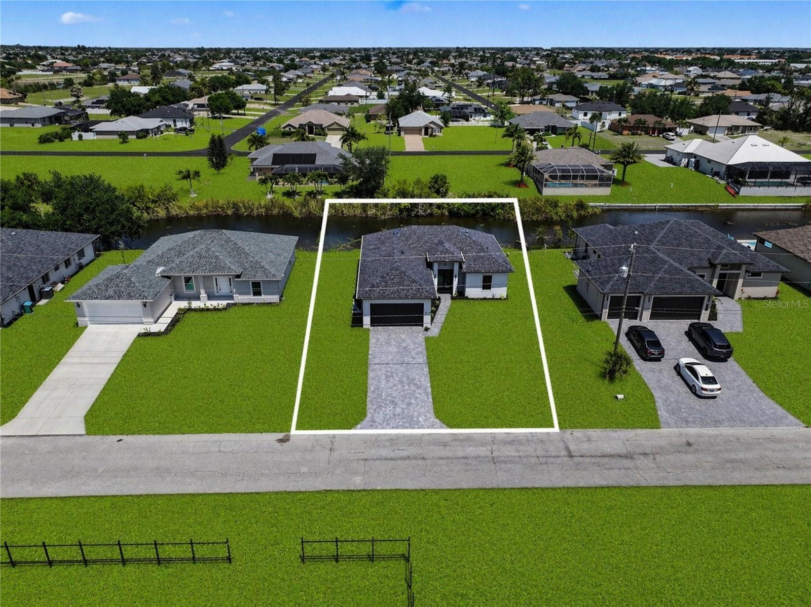 CAPE CORAL - Residential