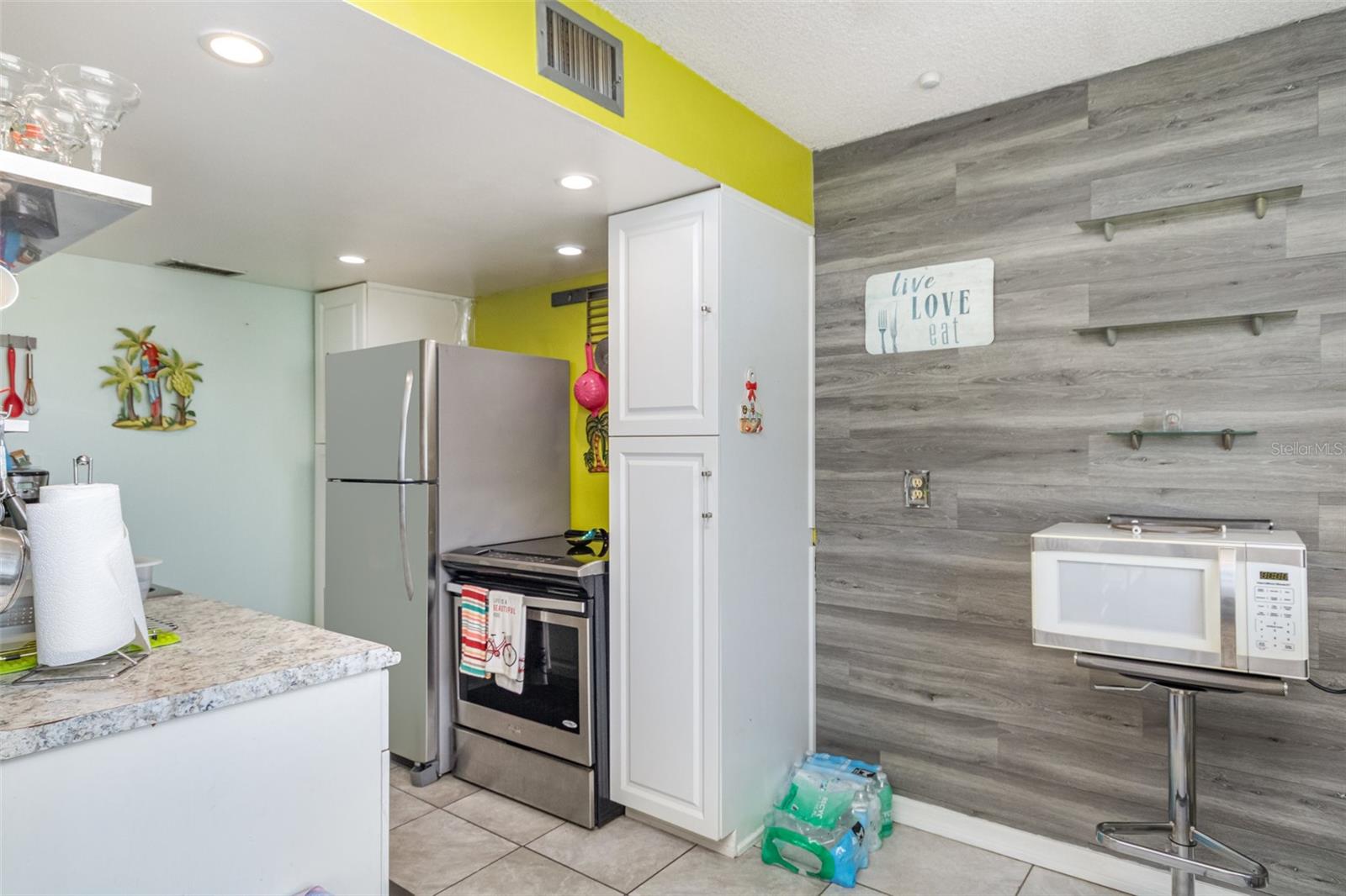 TERRA CONDO - Residential