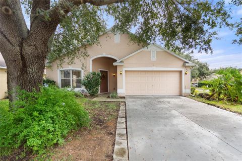Photo of 2101 Carpathian Drive, Apopka, FL 32712 (MLS # S5135743)