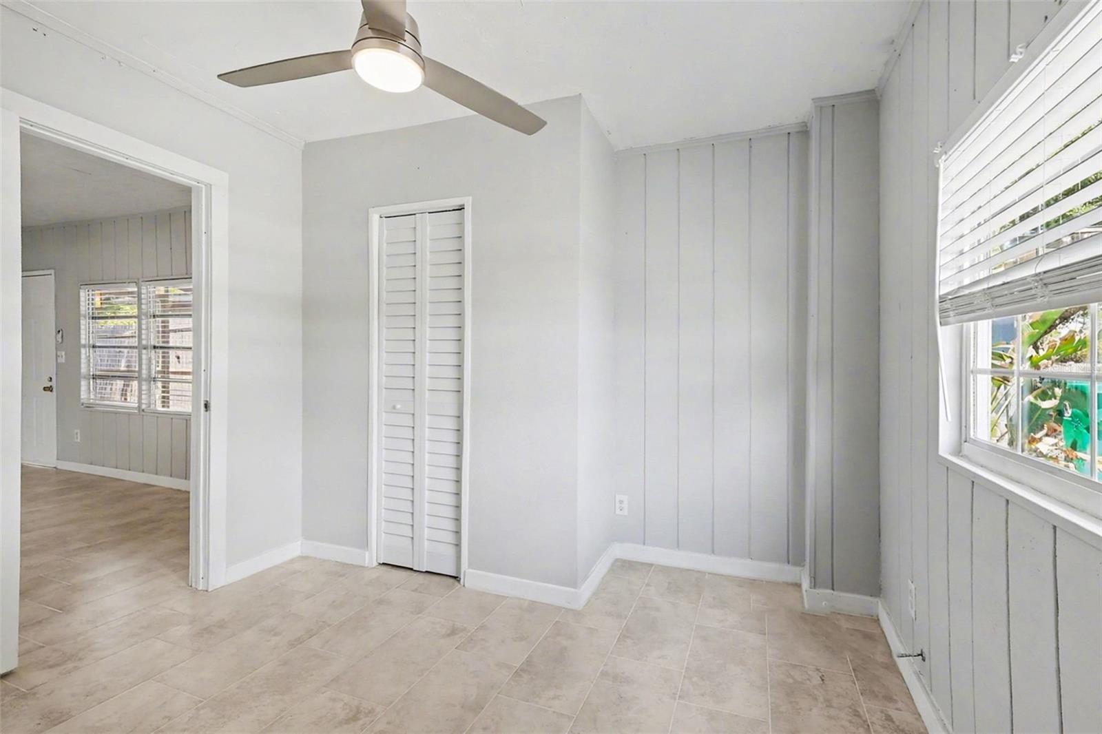 CHARLOTTE SHORES UN 01 - Residential