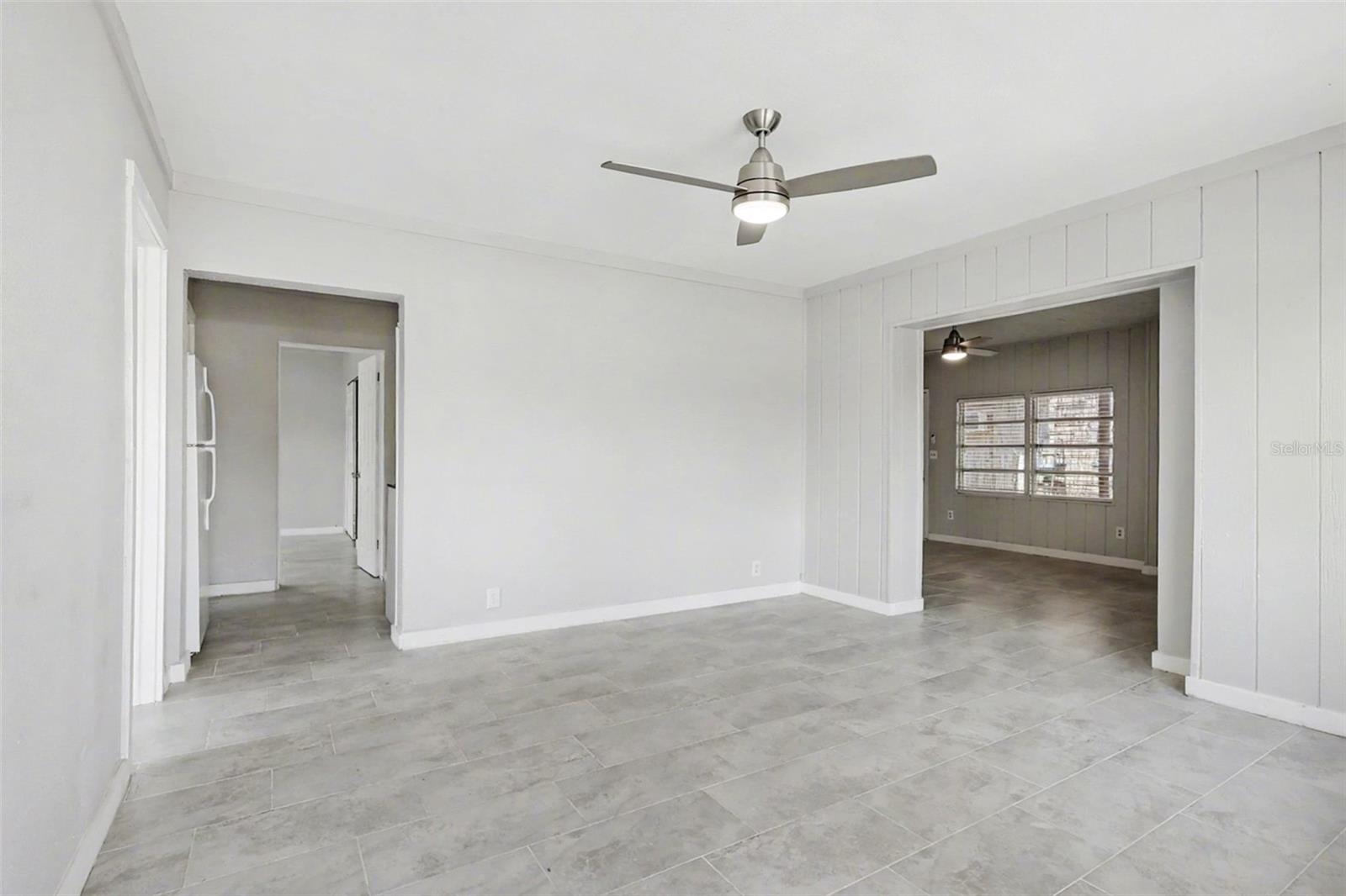 CHARLOTTE SHORES UN 01 - Residential