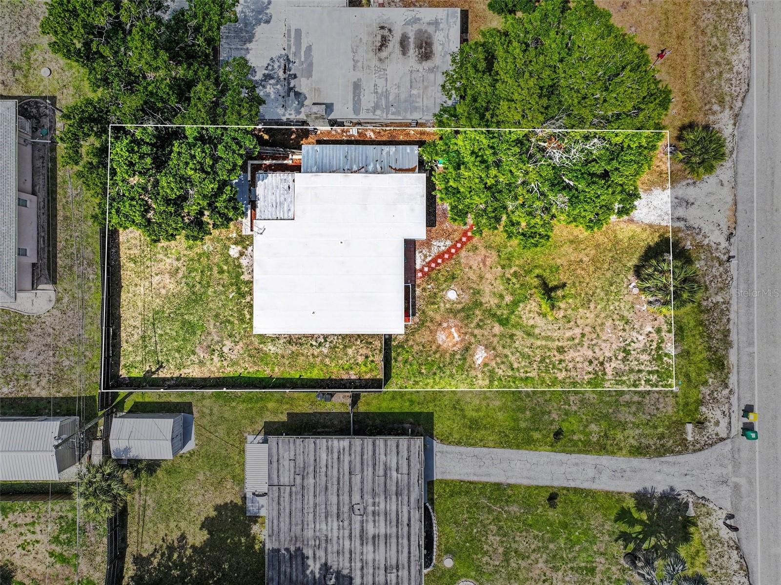 CHARLOTTE SHORES UN 01 - Residential