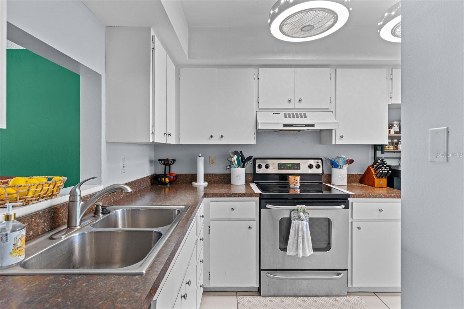 LAKESIDE CLUB OF SARASOTA - Residential