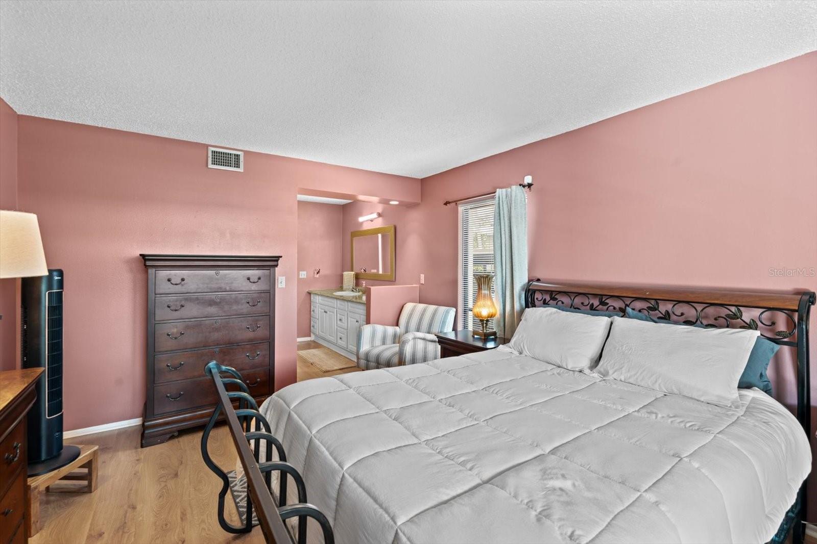 LAKESIDE CLUB OF SARASOTA - Residential