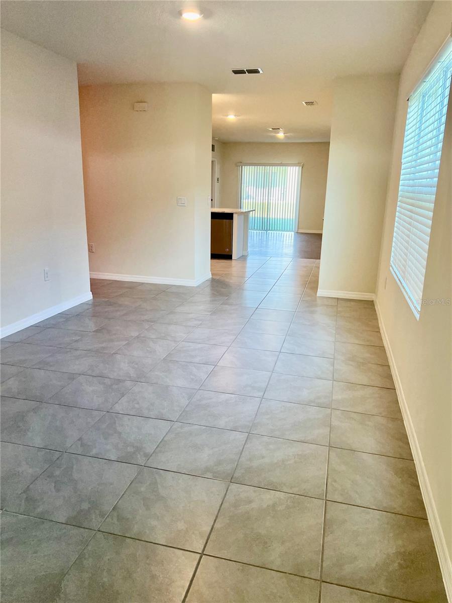 LAKE DENHAM ESTATES - Residential Lease