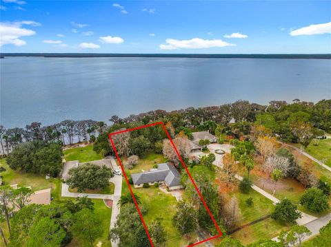 Photo of 14102 SE 201st Terrace, Hawthorne, FL 32640 (MLS # TB8459126)