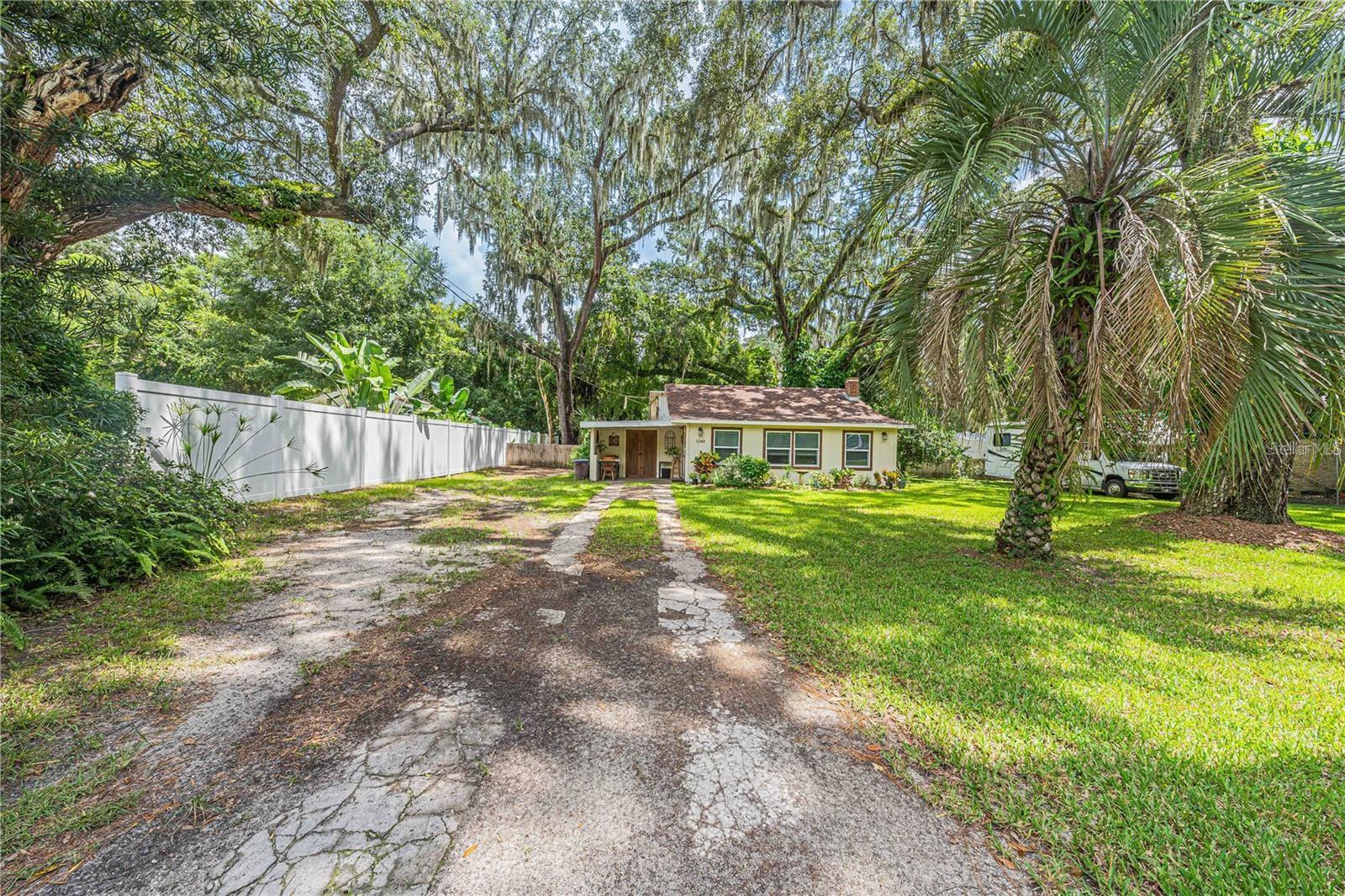 LAKE WEIR ESTATE - Residential