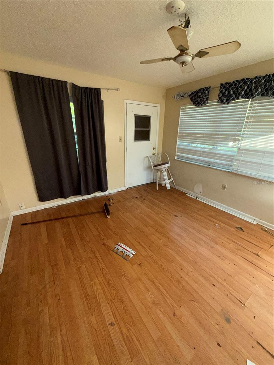 SILVER SPRINGS SHORES UNIT 16 - Residential