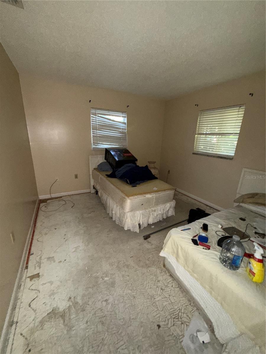 SILVER SPRINGS SHORES UNIT 16 - Residential