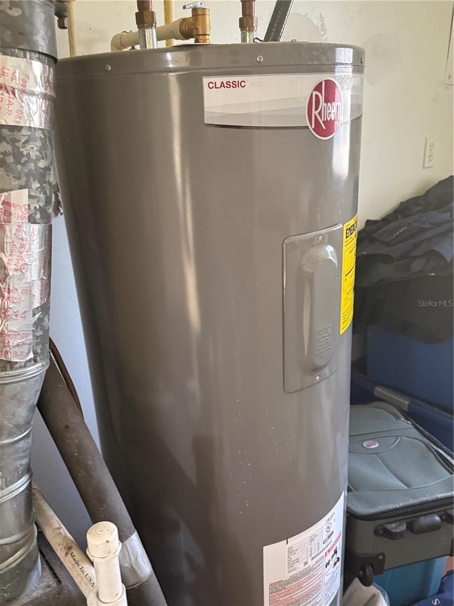 SILVER SPRINGS SHORES UNIT 16 - Residential