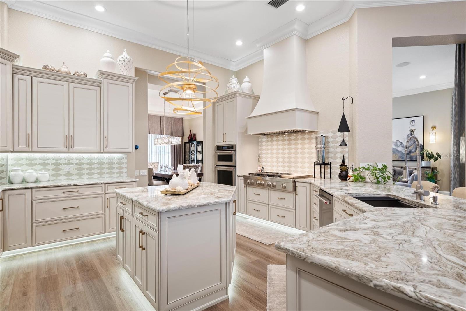 MUIRFIELD - Residential