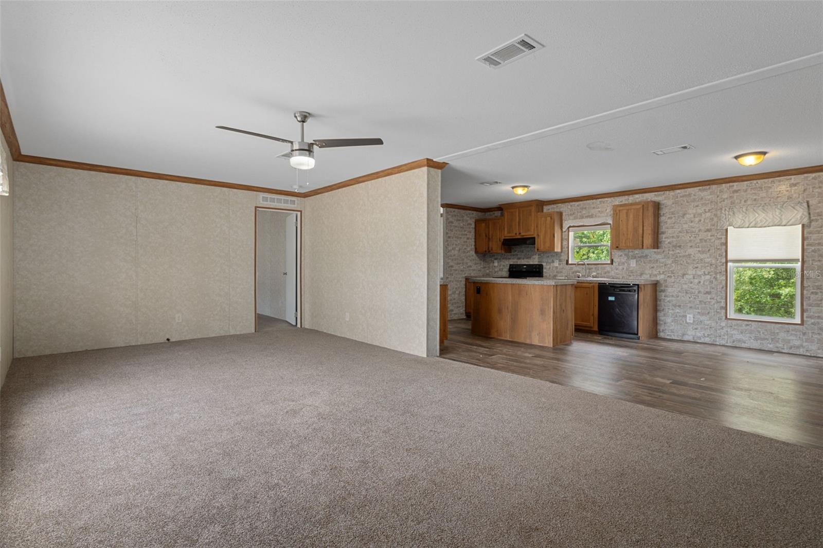 LAKEWOOD ACRES SUB - Residential