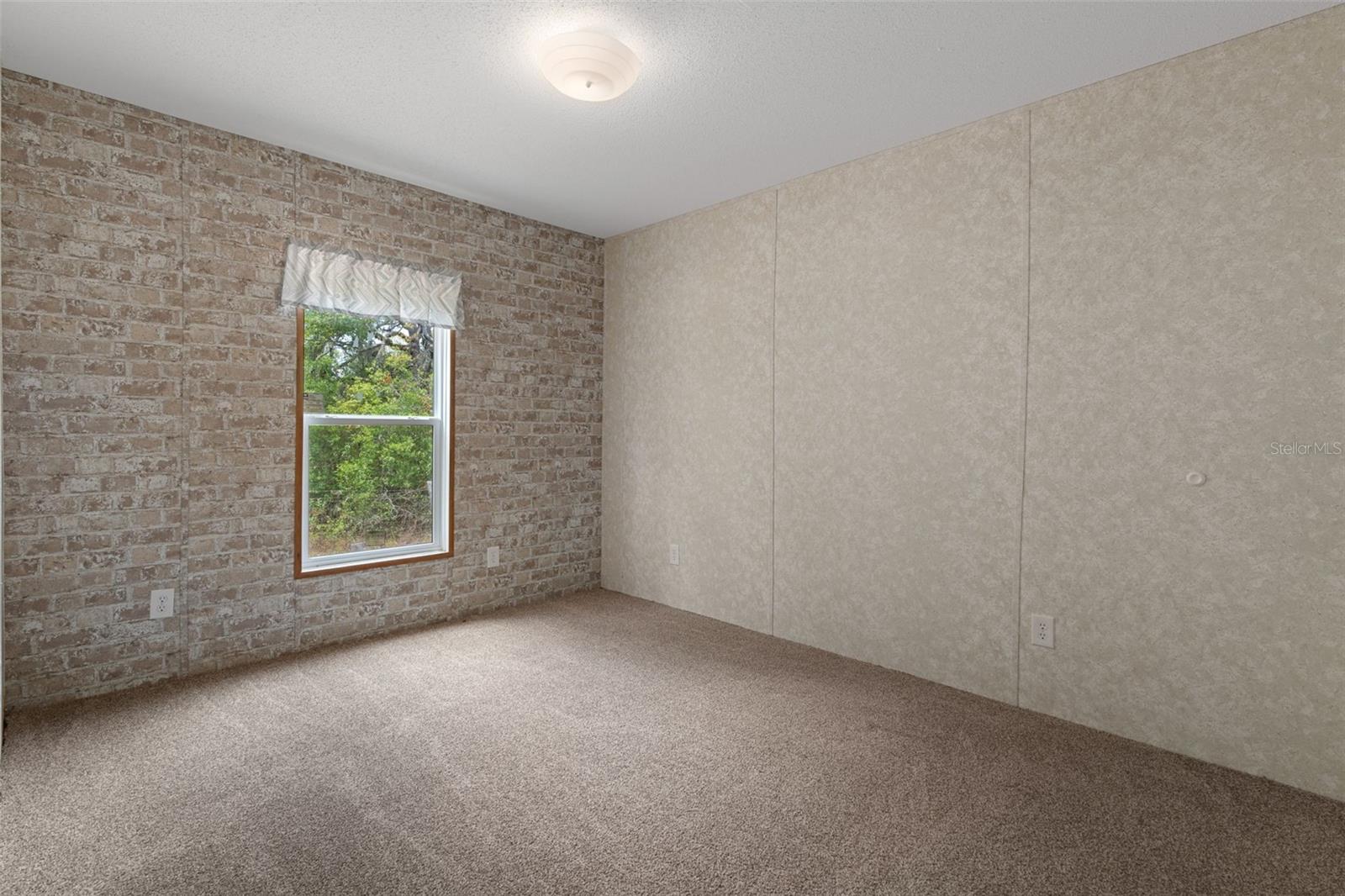 LAKEWOOD ACRES SUB - Residential
