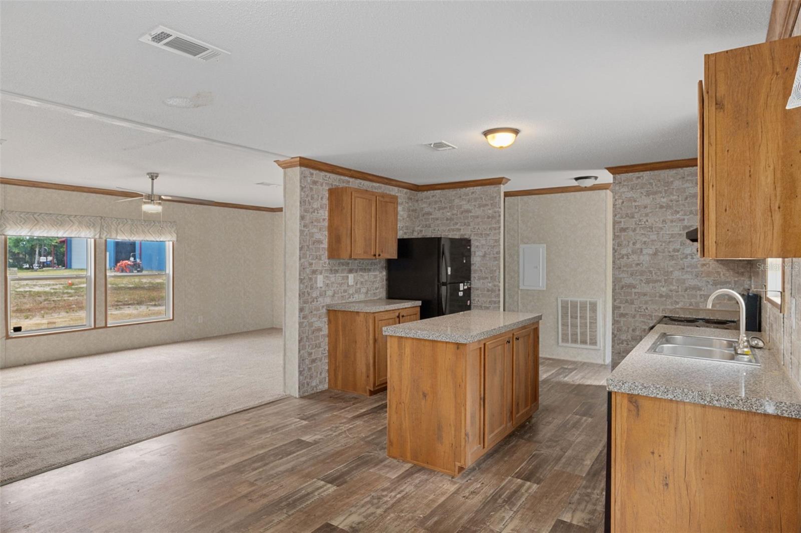 LAKEWOOD ACRES SUB - Residential