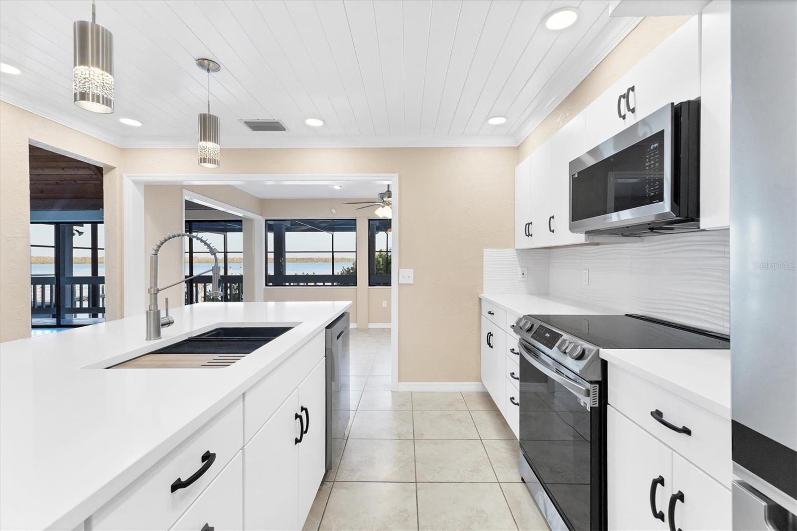 MANASOTA KEY - Residential