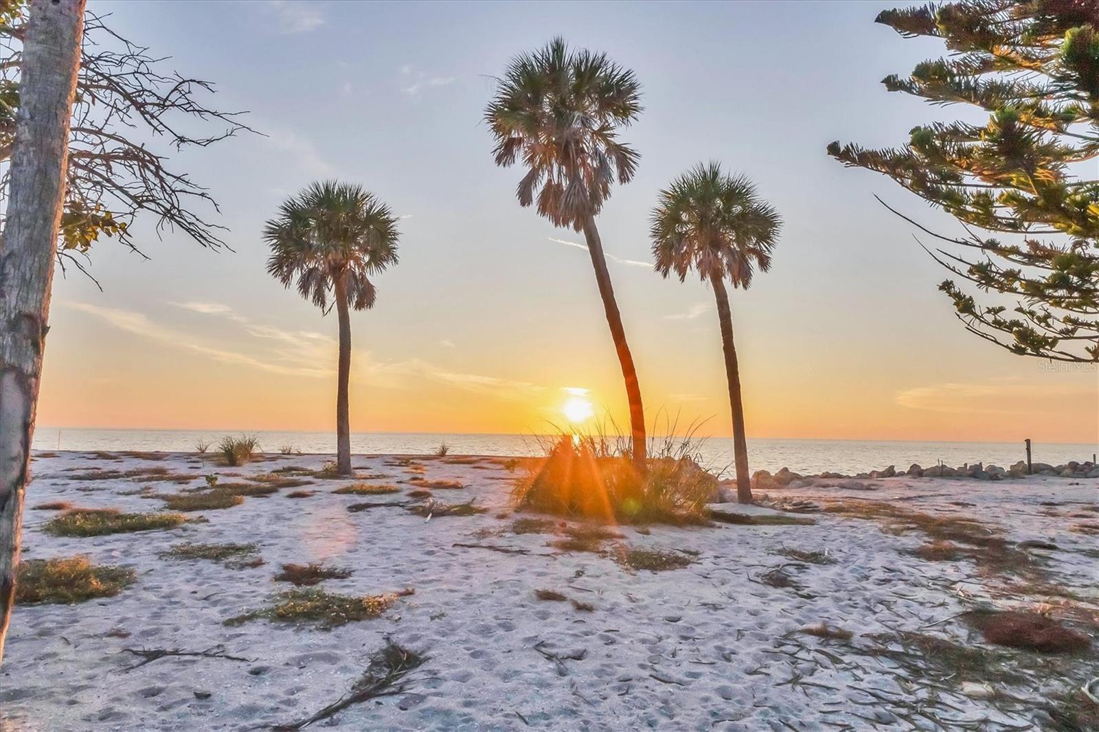 MANASOTA KEY - Residential