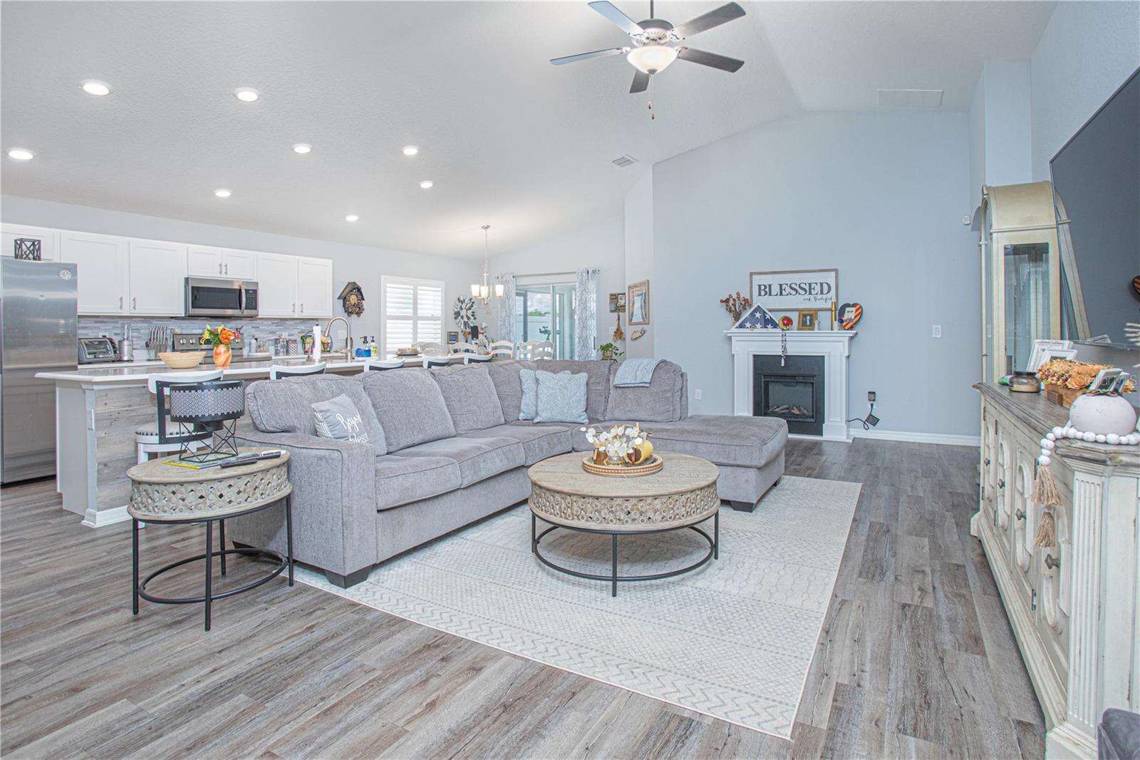 SIENA RESERVE - Residential Lease