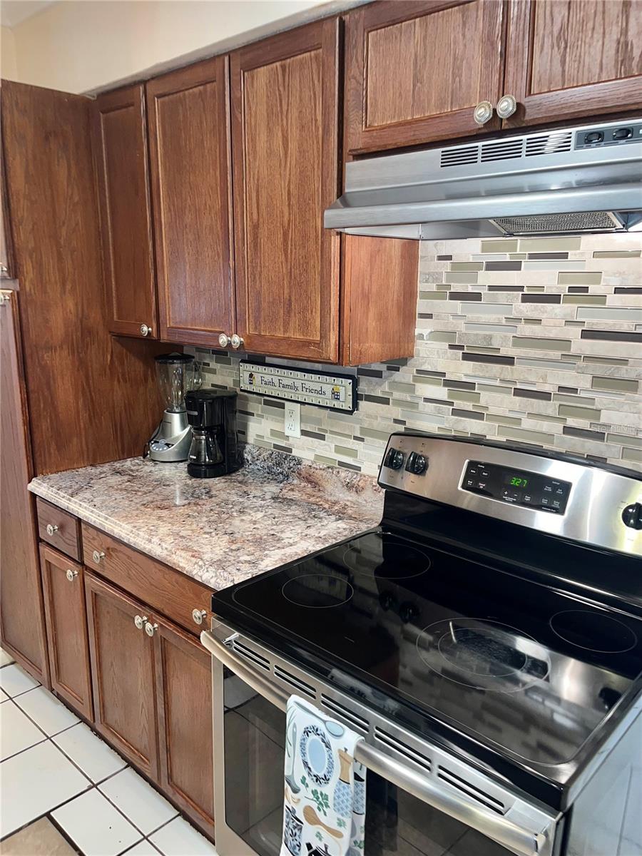 SIESTA TERRACE FIRST ADD - Residential