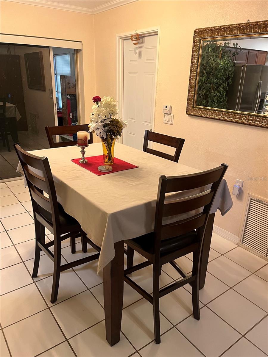 SIESTA TERRACE FIRST ADD - Residential