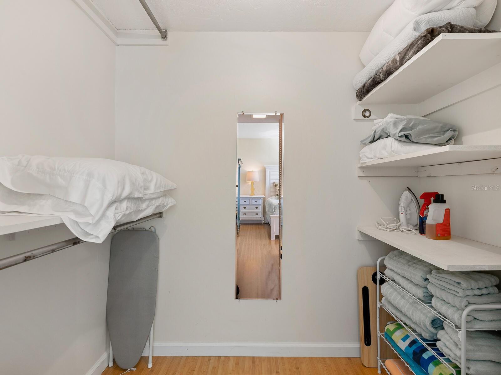 SANDY COVE - Residential