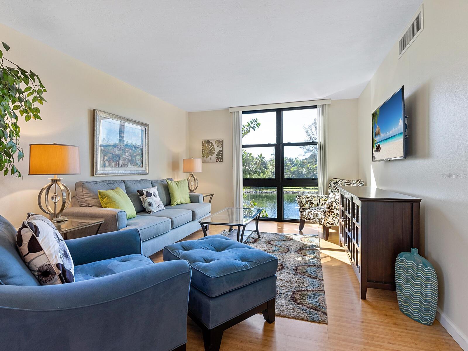 SANDY COVE - Residential