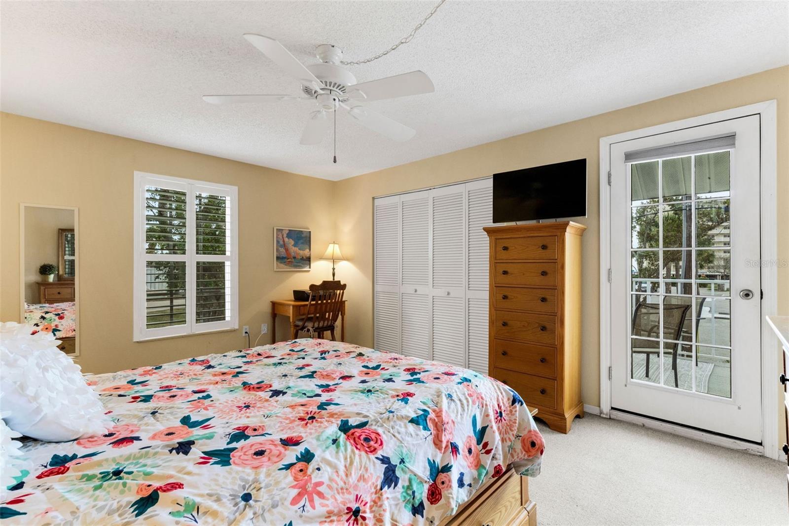 SUTTON PLACE - Residential