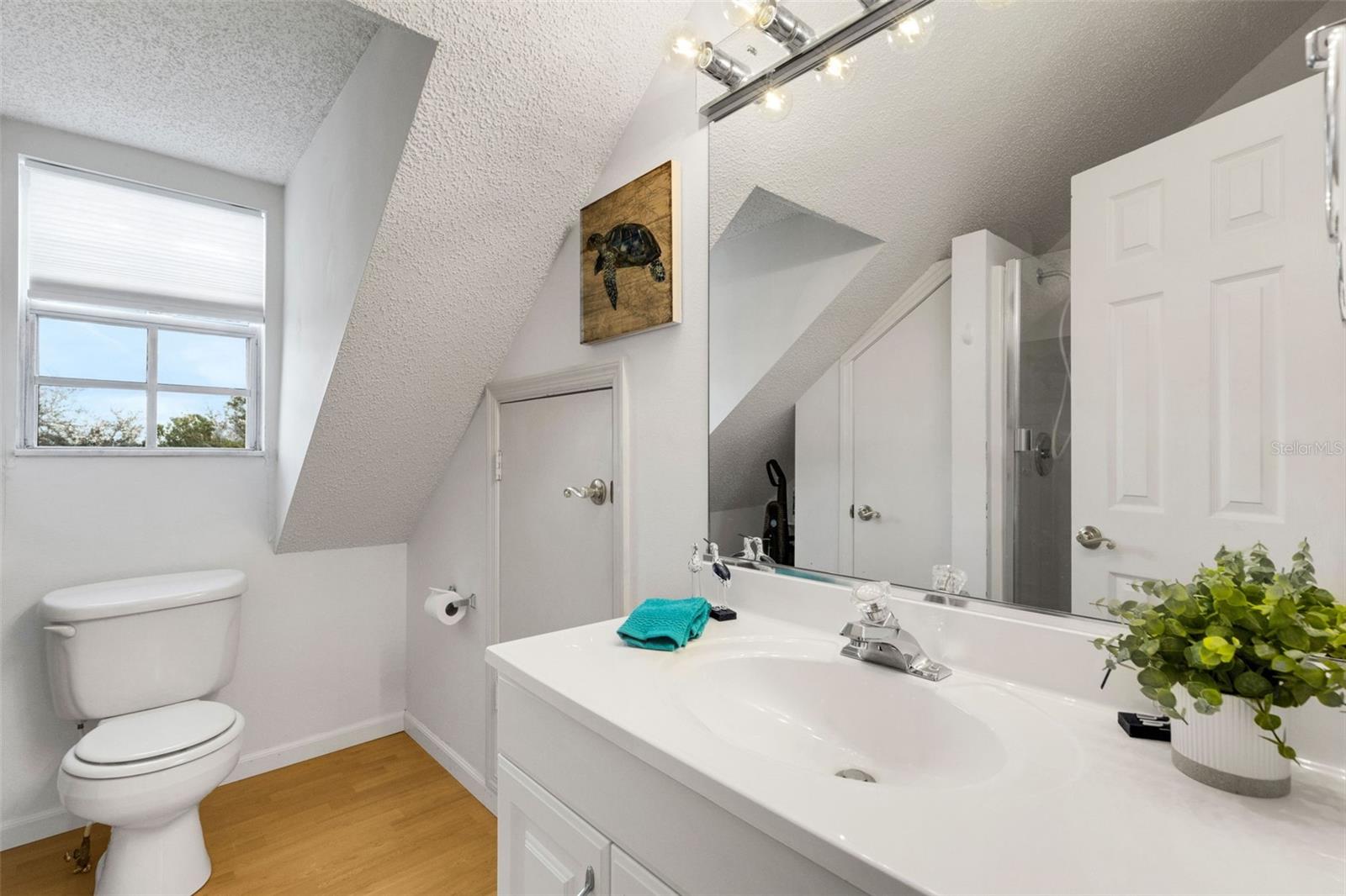 SUTTON PLACE - Residential