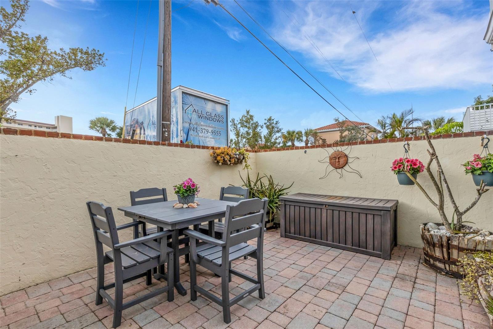 SUTTON PLACE - Residential