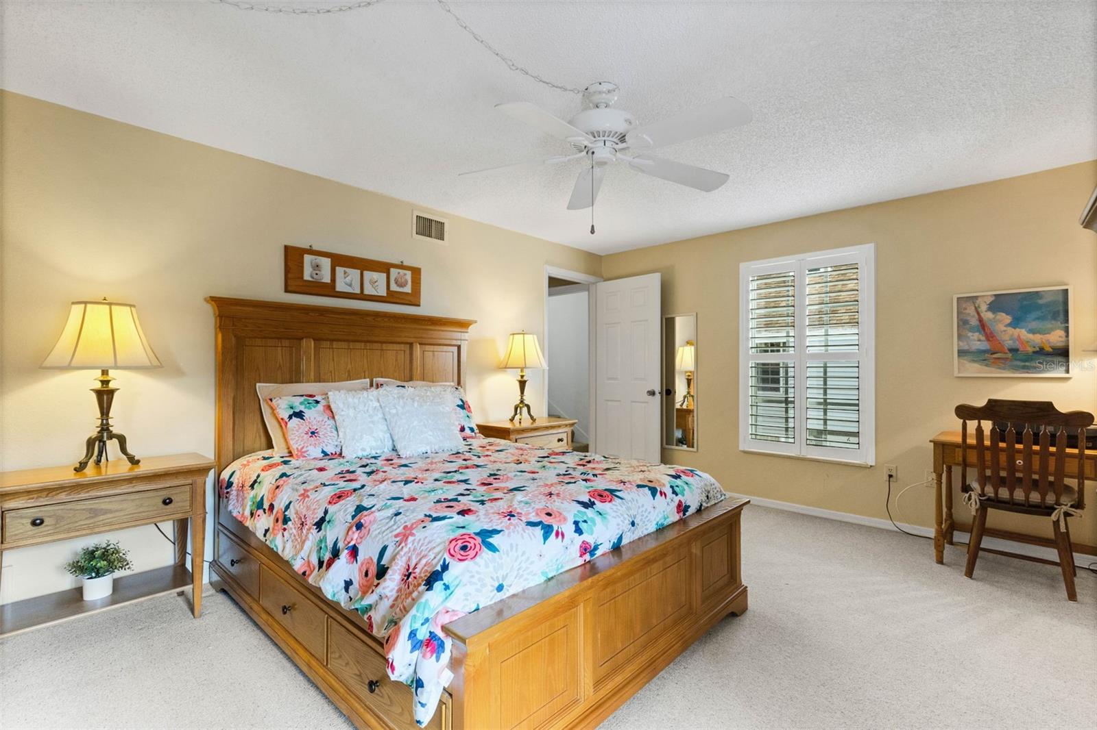 SUTTON PLACE - Residential