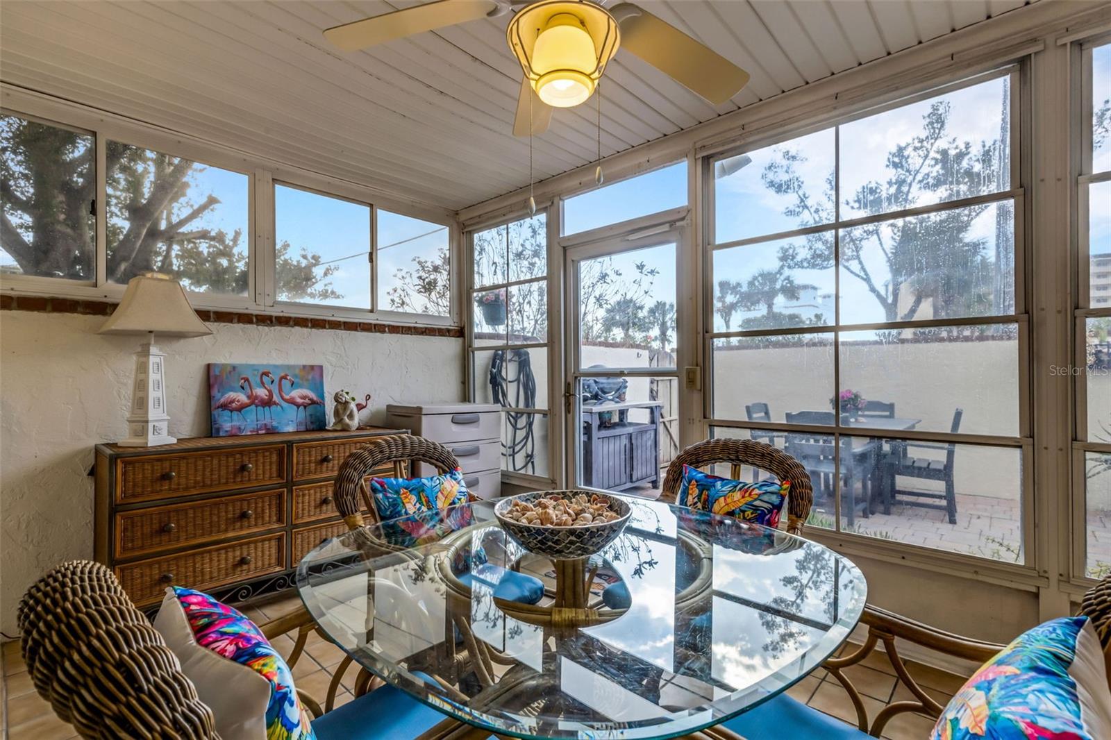 SUTTON PLACE - Residential